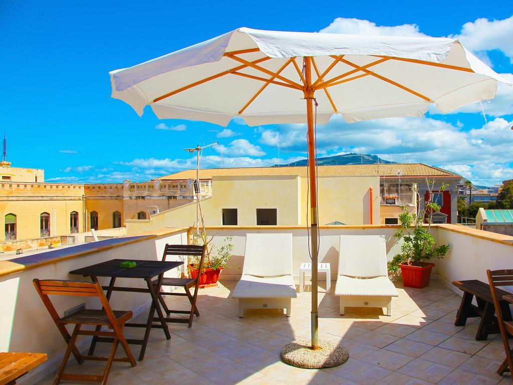 Belvedere Rooms And Terrace Trapani Bagian luar foto