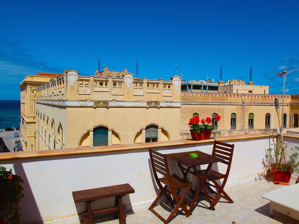 Belvedere Rooms And Terrace Trapani Bagian luar foto